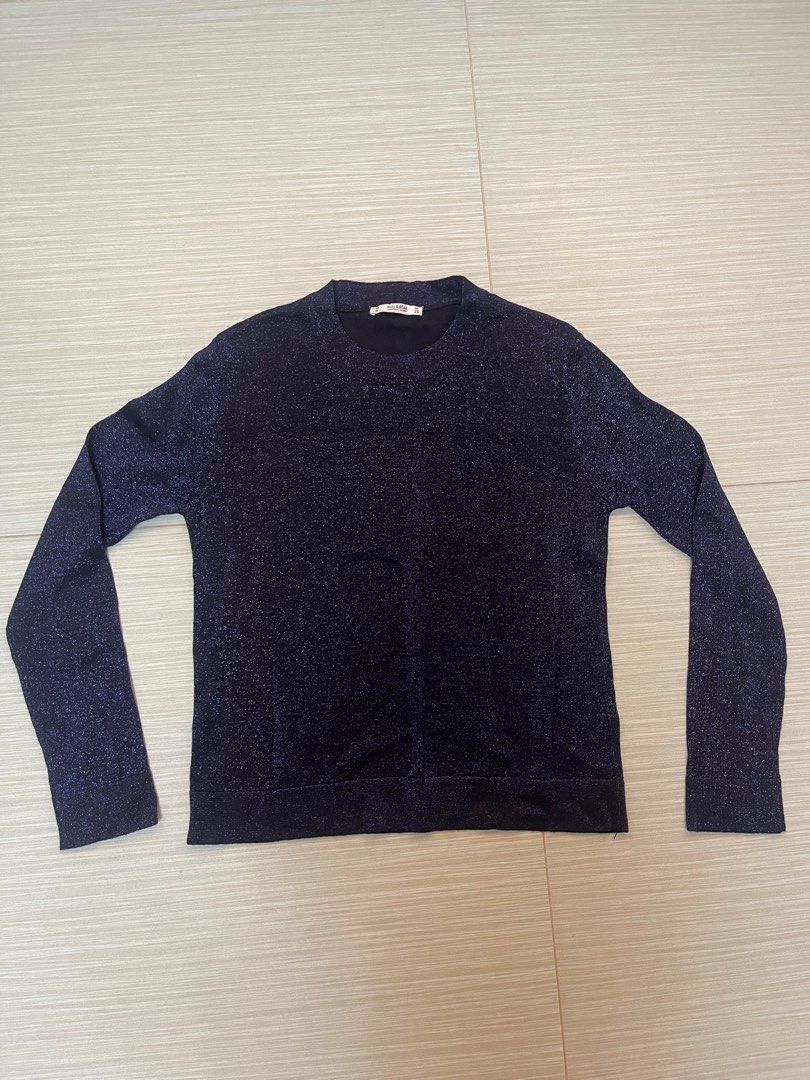 Pull & Bear Black with Purple Detail Pullover (Category: Coats, Jackets and Outerwear) located in Bacoor. Submitted by loopandlabelph (Listing ID 1391634564, Image 1). Description: Preloved - Manage your expectations (will state issues of the item) Small - Semi M Color may vary due to lighting Prices are NEGOTIABLE! Send message for negotiations and more informations (when worn photos) MOP: Gcash | BPI MOD: Meet-up SM Bacoor | JNT | Grab | LBC | 
