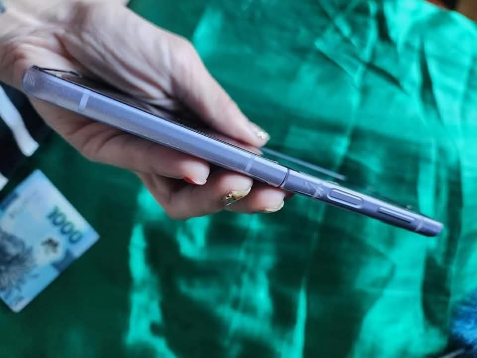 Samsung Z Flip 3 (Category: Samsung) located in Cagayan de Oro. Submitted by lizcdo (Listing ID 1391567665, Image 1). Description: 8/256gb spare phone only. used only for calls well loved. no issues, maarte ako sa gamit.
