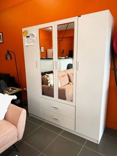 (Category: ) located in . Submitted by pricworthvic (Listing ID 1391605442, Image 1). Description: .