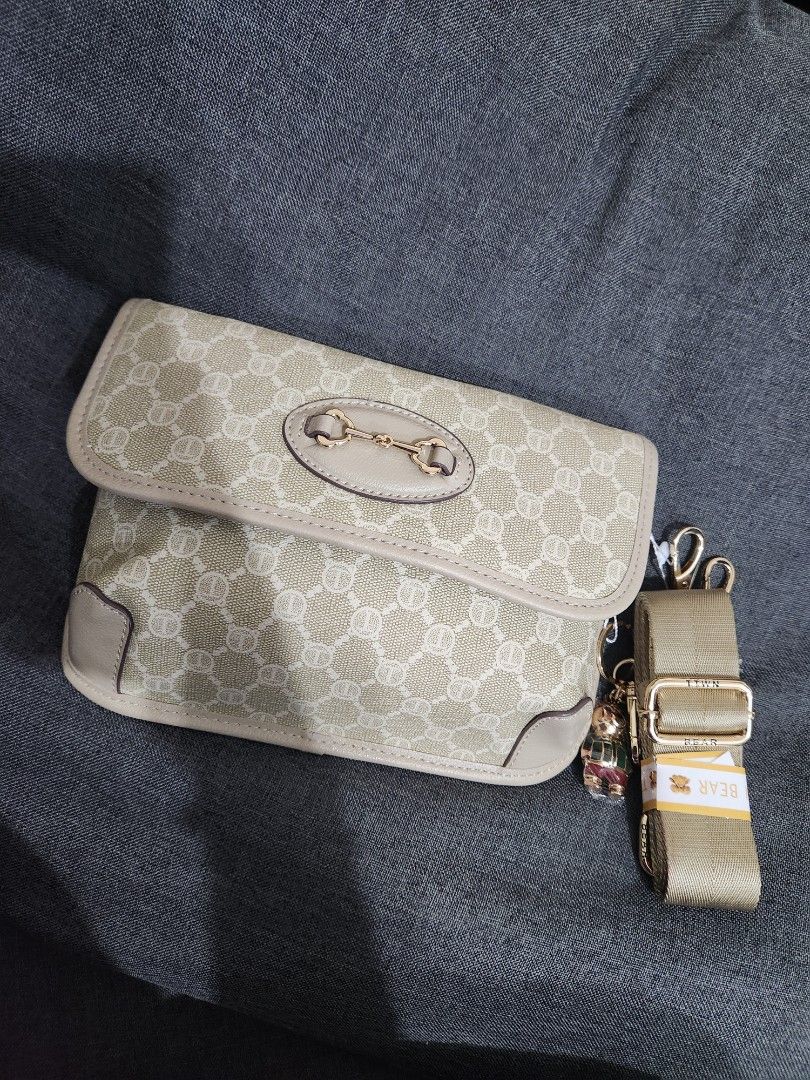 TTWN Bear 🐻 bags 🎒 (Category: Luxury Bags & Wallets) located in Quezon City. Submitted by mmstorres042181 (Listing ID 1391663655, Image 2). Description: TTWN BEAR is a fashion accessories brand that originated in Singapore and has rapidly gained popularity across Southeast Asia. The brand caters primarily to young, fashion-forward consumers with dynamic, trend-driven designs, emphasizing both style and practicality..