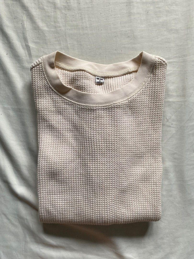 Uniqlo Waffle Sweater (Category: Coats, Jackets and Outerwear) located in Quezon City. Submitted by preluvables (Listing ID 1391624795, Image 1). Description: Fixed Price Description - M women size (check pics for measurements) - Color (Cream) - Waffle type - no flaws (check pics) Meet Up around katipunan area only Can ship thru: Lalamove, gogoexpress Payment: gcash or maya only Stricly no refunds & no low ballers .