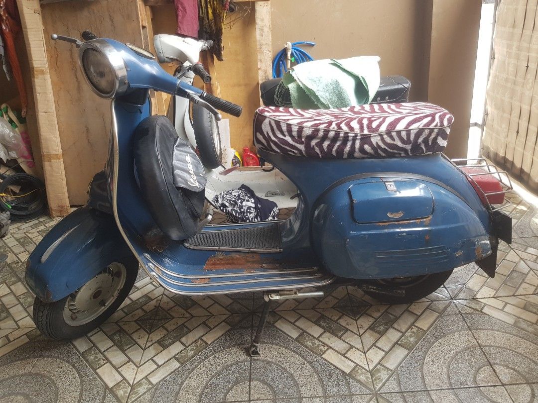 Vespa sprint bajaj, Motor di Carousell - Main Image