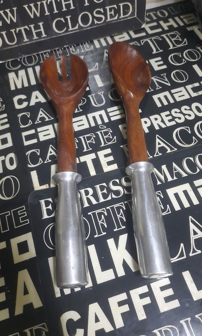 Vintage serving spoon/fork with aluminum(metal)handle (Category: Cookware & Accessories) located in Manila. Submitted by luckycharm_215 (Listing ID 1391697073, Image 1). Description: used good.