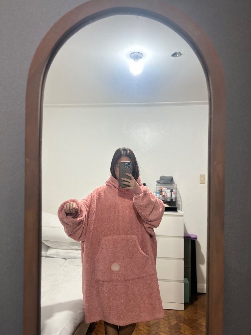 Wearable blanket hoodie (Category: Sets or Coordinates) located in Manila. Submitted by finallydecluttering__ (Listing ID 1391702866, Image 3). Description: .