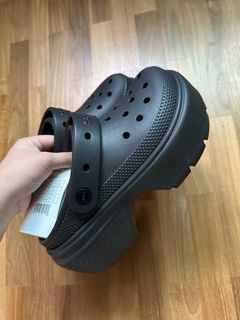 (Category: ) located in . Submitted by aurorasky_ (Listing ID 1391653697, Image 1). Description: .