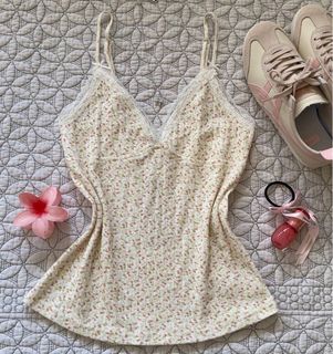 (Category: ) located in . Submitted by jans.aesthetique (Listing ID 1391722531, Image 1). Description: .