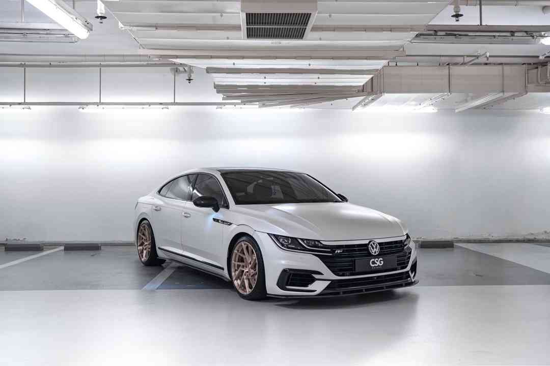 Volkswagen Arteon 2.0 TSI DSG R-Line (A) (Category: Used Cars) located in Singapore. Submitted by csgkaisha (Listing ID 1434389759, Image 2). Description: Stage 3 ECU & TCU Tuning, No repairs needed at all, Motivated sale, Viewing strictly by appointment basis only Features: EA888 4 Cylinder Inline 16V, 7 Speed DSG Gearbox Accessories: KW V3 Coilovers, Hardrace Front & Rear Sway Bars, Adtory 6P Brakes, AVP Motorsport 500 Hybrid Turbo, CPP Haldex 