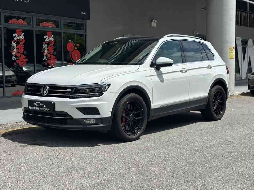 VOLKSWAGEN TIGUAN HIGHLINE 280 TSI (Category: Used Cars) located in Singapore. Submitted by platinummotoringsg (Listing ID 1433312736, Image 2). Description: Interest rates from as low as 1.28%! Full loan available. Choose from bank or in-house financing! Proudly awarded Sgcarmart Premium Dealer for 3 consecutive years since 2023! All vehicles are certified quality pre-owned, meticulously inspected by our in-house workshop! Enjoy in-house warrant