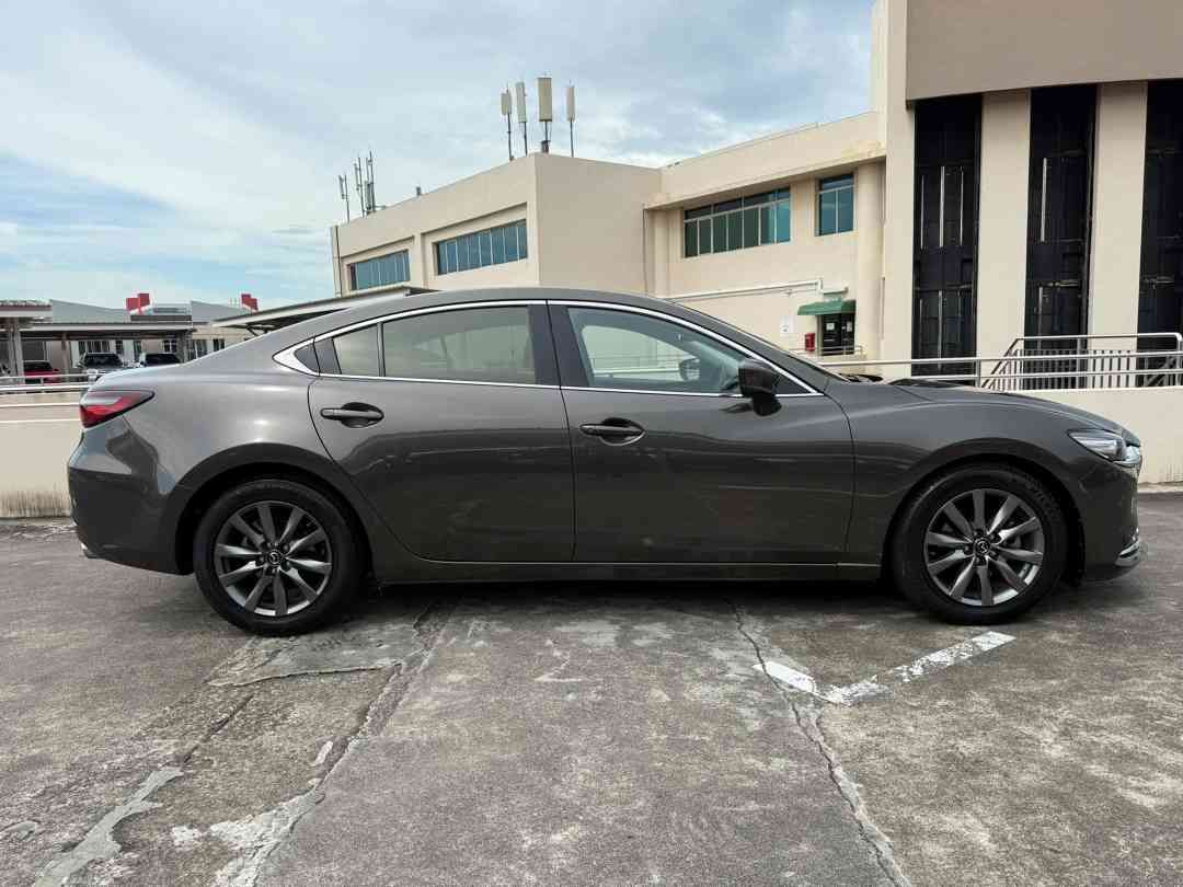 Mazda 6 Sedan 2.0 Executive (A) (Category: Used Cars) located in Singapore. Submitted by cartimesautomobile (Listing ID 1454201758, Image 3). Description: Drive with confidence! Lifetime engine and gearbox warranty, and wear and tear parts replaced with 1-year coverage! Ultra low interest rates starting from 1.28% and flexible up to 100% financing available for a limited time! Call us now to book your viewing and test drive! Features: 2.0L 4 cyli