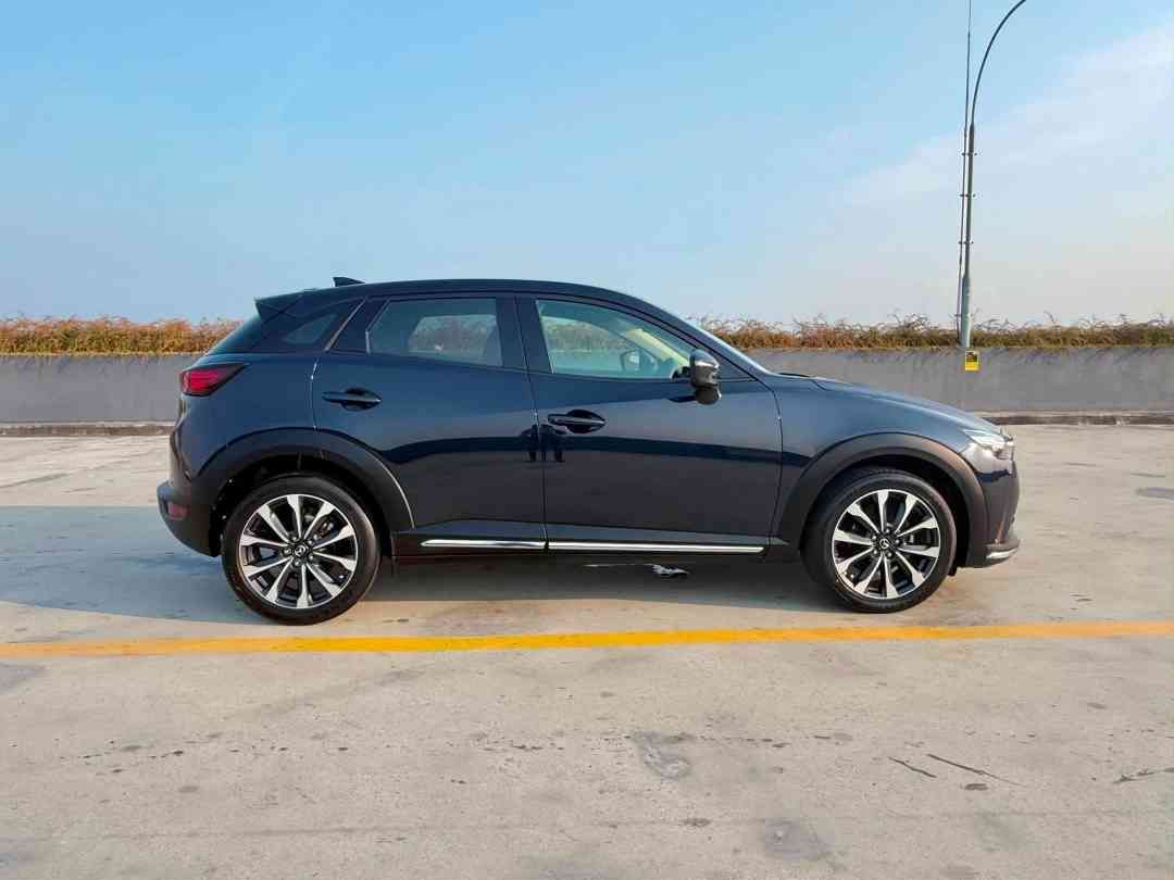 Mazda CX-3 2.0 Deluxe (A) (Category: Used Cars) located in Singapore. Submitted by cartimesautomobile (Listing ID 1456260474, Image 3). Description: Buy with confidence from our Certified Pre-Owned Collection. Gone through a 120-points health check, each unit is refurbished for the brand new car experience. Trade Ins are welcomed. Extended Warranty till end of COE available too! Contact our friendly salesman today to schedule for your next test d