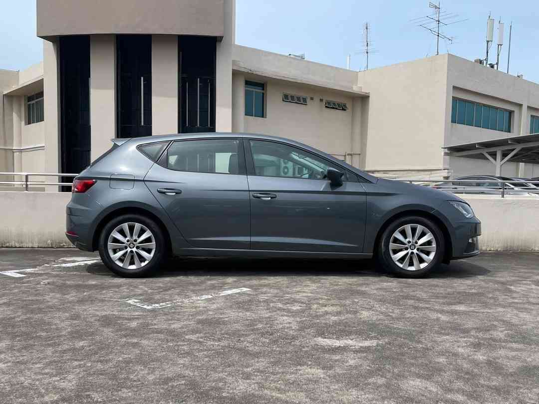 SEAT Leon 1.0 TSI DSG Style Plus (A) (Category: Used Cars) located in Singapore. Submitted by cartimesautomobile (Listing ID 1452123501, Image 3). Description: 1 owner! Buy with confidence from our certified pre-owned collection. Gone through a 120-points health check, each unit is refurbished for the brand new car experience. Trade ins are welcomed. Contact our friendly salesman today to schedule for your next test drive! Option to purchase with