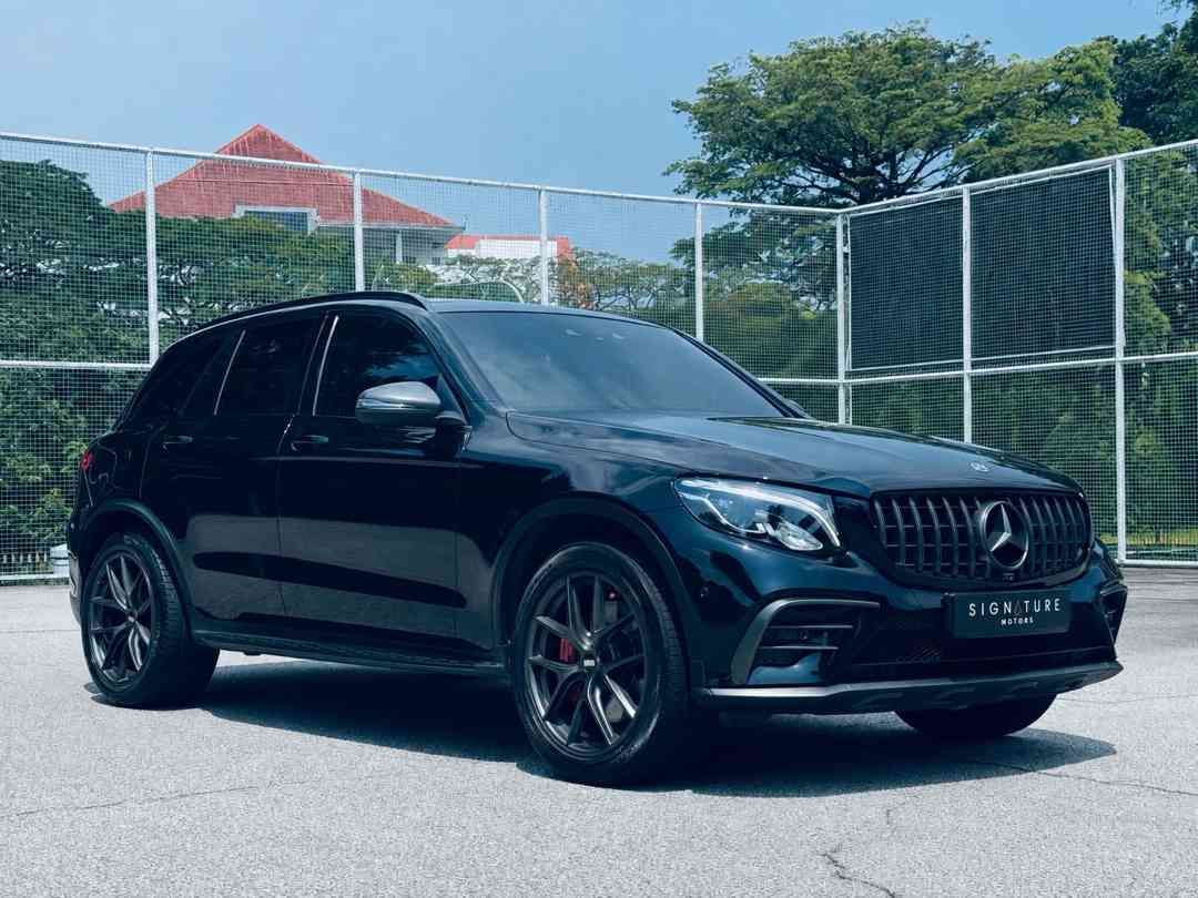 Mercedes-Benz AMG GLC-Class GLC43 AMG 4MATIC (A) (Category: Used Cars) located in Singapore. Submitted by signaturemotors (Listing ID 1454071261, Image 2). Description: Showroom: 237 ALEXANDRA ROAD 237 Alexandra Road #02-04 Singapore 159929 AMG Instrument Cluster With 2 Tubular Dial Instruments Multifunction Display. 3-Spoke Multifunction Sports Steering Wheel In Black Nappa Leather, With Flattened Bottom Section. Dual Electric Memory Seats. Keyl