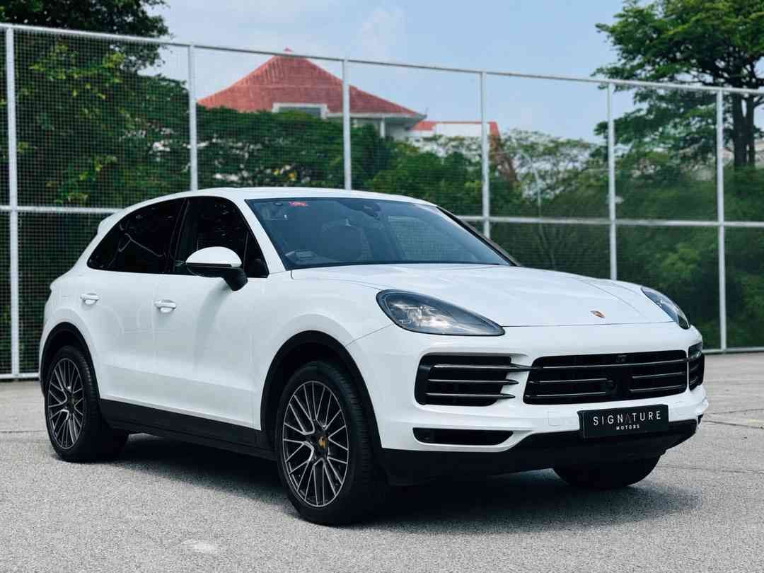 Porsche Cayenne 3.0 (A) (Category: Used Cars) located in Singapore. Submitted by signaturemotors (Listing ID 1455559362, Image 2). Description: Showroom: 237 ALEXANDRA ROAD 237 Alexandra Road #02-04 Singapore 159929 Agent Unit! Beautiful White Body With Truffle Brown Interior Combination! Low Depreciation! Ideal For Short Term Period Purchase During This COE Surge. Great For COE-Renewal As Well! One Of The Largest SUV With Comfortable Legroom Spa