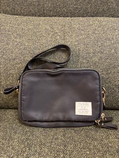 （分類：）位於 。 由 beartoy11 提交（商品編號 1412947027，圖片 1）。簡介： 。