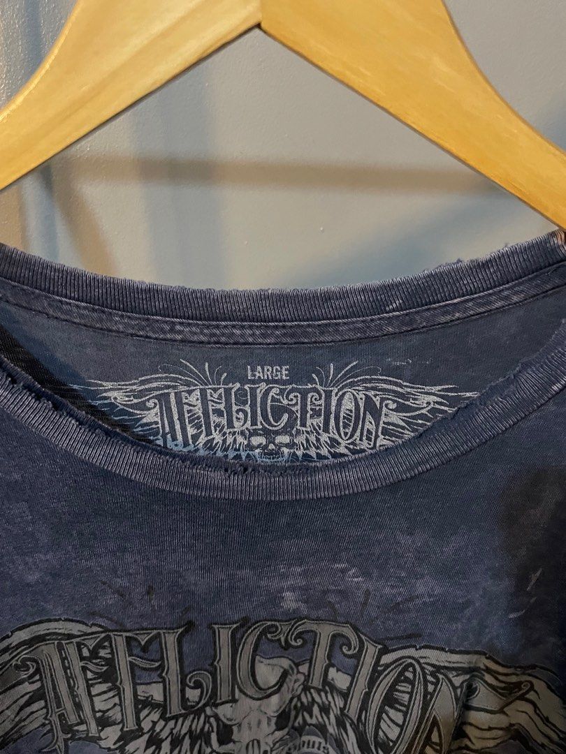 Affliction Graphic Tee - Large (Category: Tshirts & Polo Shirts ) located in Manila. Submitted by threadsvault__ (Listing ID 1412946895, Image 2). Description: - Affliction graphic tee - Dark blue wash - Size: Large - 100% cotton - Made in USA - 23x28.