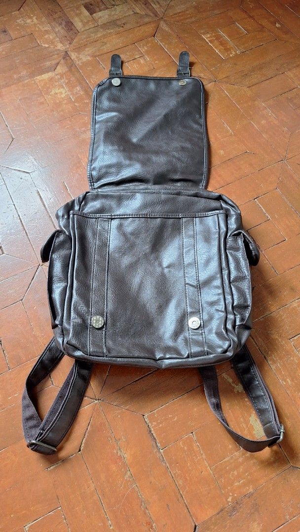 Brown Faux Leather Backpack (Category: Backpacks) located in Marikina City. Submitted by thesecondroomph (Listing ID 1412876684, Image 2). Description: Faux brown leather korean stylish backpack A tablet or ipad can fit.