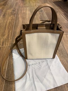 （分類：）位於 。 由 cslcslcslcsl 提交（商品編號 1412921662，圖片 1）。簡介： 。