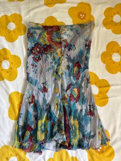 (Category: ) located in . Submitted by caramelcloset (Listing ID 1412888971, Image 1). Description: .