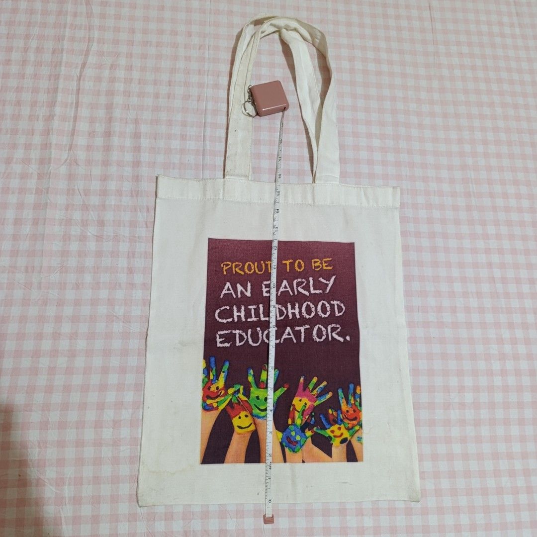 Early Childhood Educator tote bag (Category: Tote Bags) located in Las Pinas. Submitted by min_yanna (Listing ID 1412982892, Image 3). Description: POSTED PRICE IS THE LAST PRICE ALREADY. Super low na po ng prices ko. Please READ THE POST before ASKING QUESTIONS. Item is STILL AVAILABLE as long as it's still POSTED. Item location: Pamplona Uno, Las Piñas City MOP: GCash or BDO ONLY MOD: Same day delivery or JnT ONLY Super pretty Measurements/dime