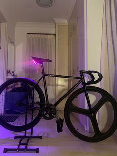 (Category: ) located in . Submitted by zmthz (Listing ID 1413029950, Image 1). Description: .