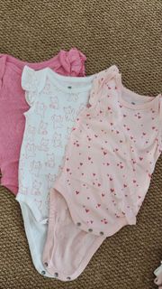 (Category: ) located in . Submitted by ave_loved (Listing ID 1413005221, Image 1). Description: .