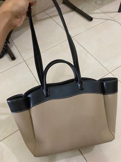 (Kategori: ) berada di . Dikirim oleh fra.mework (ID iklan 1412889217, Gambar 1). Deskripsi: .