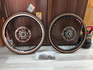 （分類：）位於 。 由 cchkiso 提交（商品編號 1398984814，圖片 1）。簡介： 。
