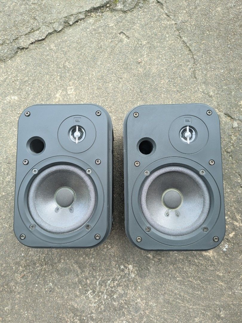 JBL control 1 (Category: Soundbars, Speakers & Amplifiers) located in Labo. Submitted by ronelryan (Listing ID 1412876135, Image 1). Description: Drivers: 100mm (4") Woofer, 19mm (0.75") Tweeter Frequency Response: 80 Hz - 20 kHz Power Handling (Recommended): 50W Power Handling (Peak): 200W Sensitivity: 89dB (2.83V@1m) Nominal Impedance: 8 Ohms Includes bracket.