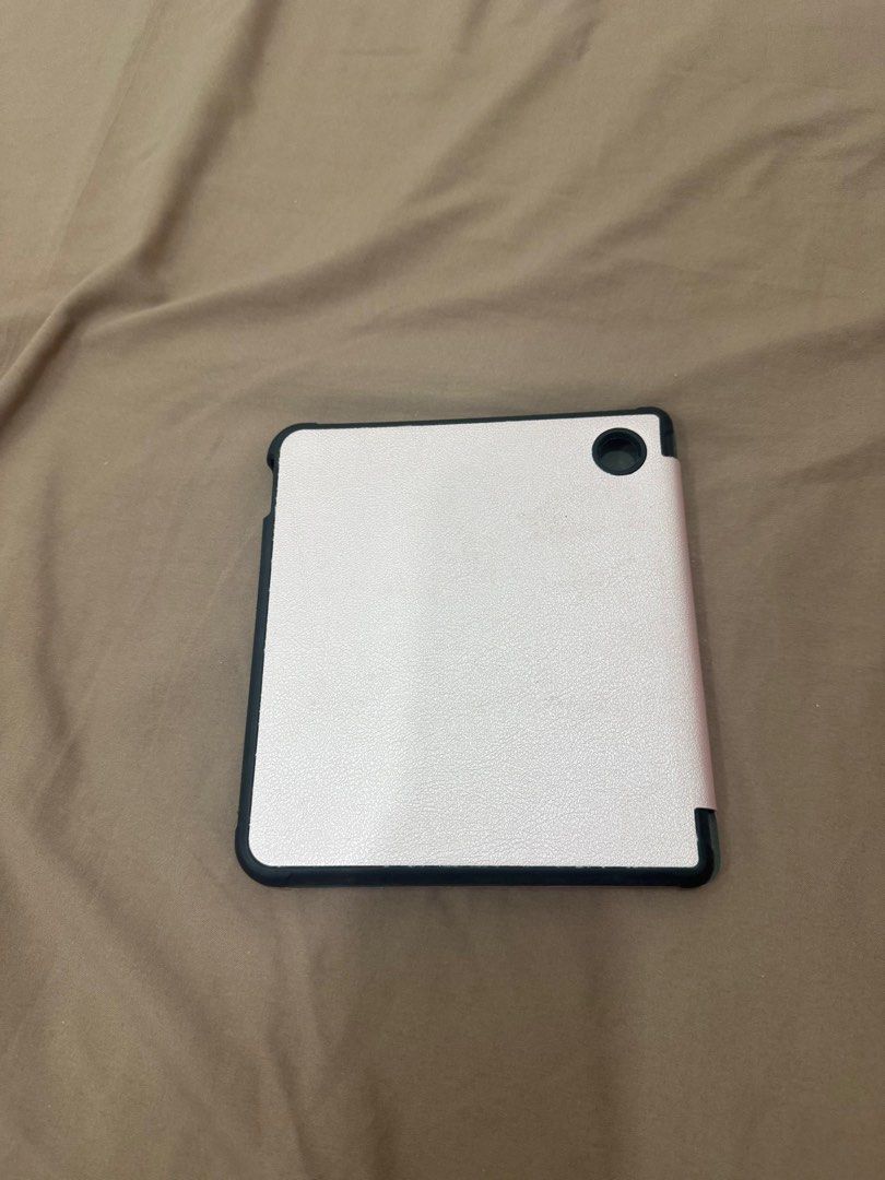 Kobo Libra Colour Case (Category: Other Accessories) located in Quezon City. Submitted by _cmls (Listing ID 1412886936, Image 3). Description: Kobo Libra Colour Flip Case Color Rose Gold.
