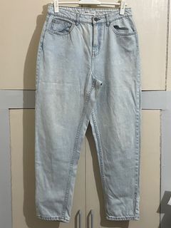 (Category: ) located in . Submitted by style.preloved (Listing ID 1413014145, Image 1). Description: .