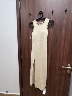 (Category: ) located in . Submitted by calendar (Listing ID 1412935177, Image 1). Description: .