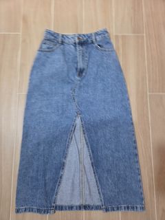 (Category: ) located in . Submitted by jojo_shop1 (Listing ID 1412908582, Image 1). Description: .