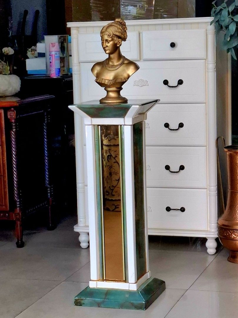 Mirrored Ceramic Pedestal - Made in Italy (Category: Other Home Furniture) located in Malabon City. Submitted by justineevglst (Listing ID 1413010116, Image 2). Description: Nove Italy Tolio '80 Mirrored Ceramic Pedestal with Alternating Colored Vitrolite Stripe. Height - 33.50, inches Top - 12 x 12, inches Base - 13 x 13, inches. Made in Italy 🇮🇹 Pre-loved. From Japan..