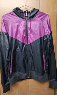 （分類：）位於 。 由 maumaurice 提交（商品編號 1412968649，圖片 1）。簡介： 。