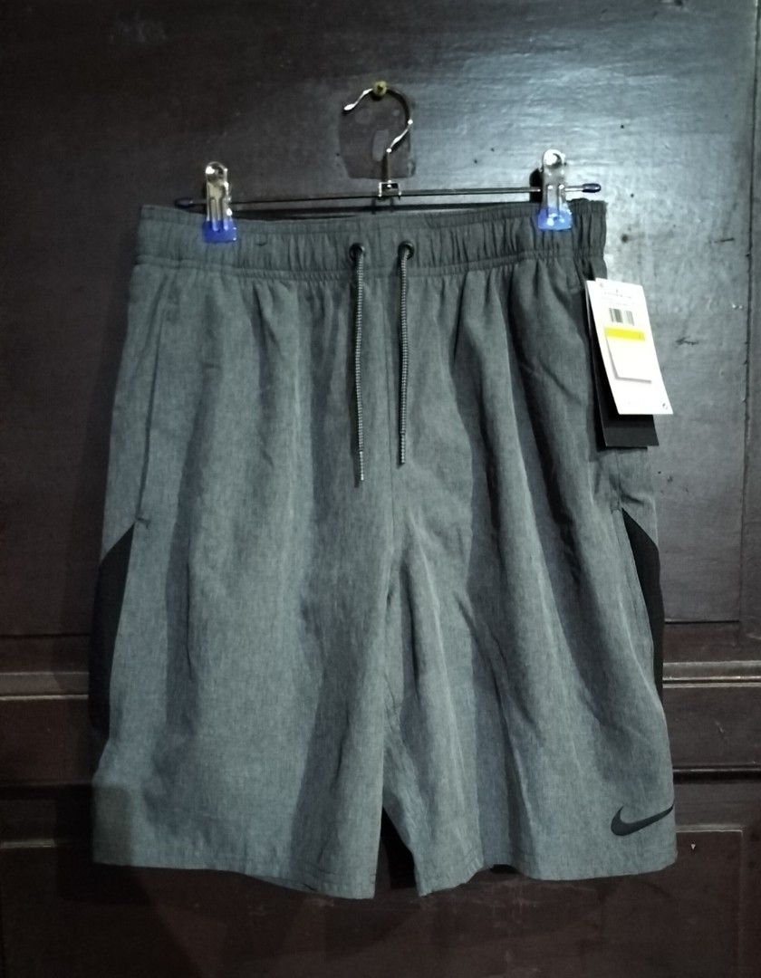 Nike Swim Trunks Men's Heather Grey (Category: Shorts) located in Pasay City. Submitted by k.kstore (Listing ID 1412862179, Image 1). Description: Original Nike Swimming Trunks from USA. Waist:28-30 inches.
