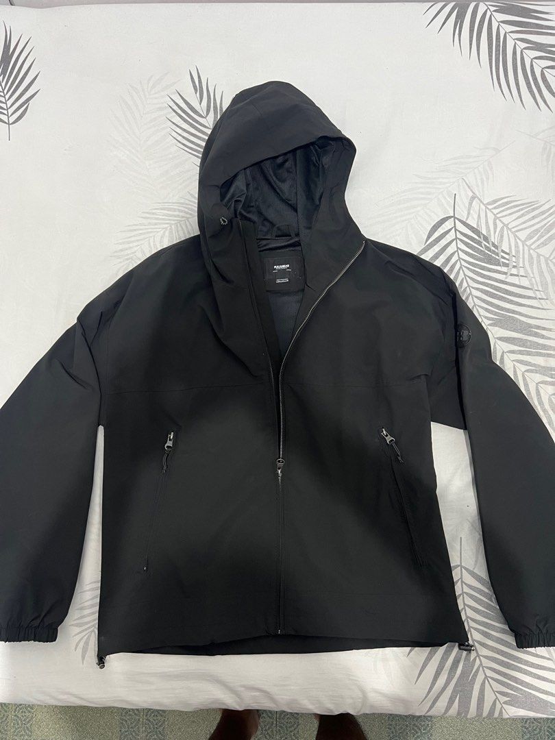 ORIGINAL Pull & Bear - Jacket Hoodie for Men (Category: Hoodies) located in Taytay. Submitted by jtmartinez (Listing ID 1413025510, Image 1). Description: Pull & Bear - Jacket Hoodie for Men (Size M - 38) - Bought in Mega Mall last October 2025 - Original price: 3,495 - I used this once in Japan - Almost New - No damage at all.