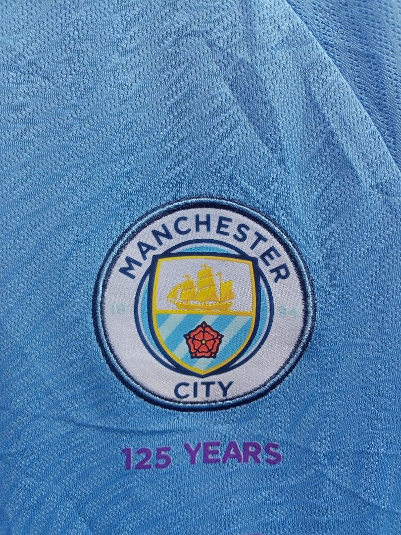 Puma Manchester City Jersey (Category: Activewear) located in Quezon City. Submitted by kmbthrift19 (Listing ID 1412991926, Image 3). Description: FS PUMA SOCCER JERSEY IN EXCELLENT CONDITION PRICE IS STILL NEGOTIABLE JUST PM FOR MORE INFORMATION THANKS .