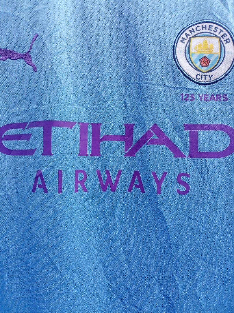 Puma Manchester City Jersey (Category: Activewear) located in Quezon City. Submitted by kmbthrift19 (Listing ID 1412991926, Image 2). Description: FS PUMA SOCCER JERSEY IN EXCELLENT CONDITION PRICE IS STILL NEGOTIABLE JUST PM FOR MORE INFORMATION THANKS .
