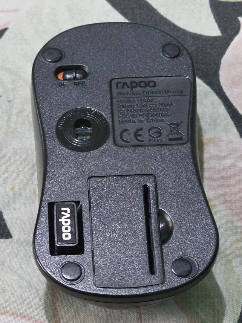 Rapoo 1100x Wireless Optical 2.4Ghz Mouse Black (Category: Mouse & Mousepads) located in Marikina City. Submitted by happy_watchlover (Listing ID 1412890622, Image 2). Description: In very good working condition. No box. RFS: Decluttering. Fixed price already. Meetups: BGC Area every MWF and Marikina area on TTh and weekends. Shipping fee to be shouldered by buyer..