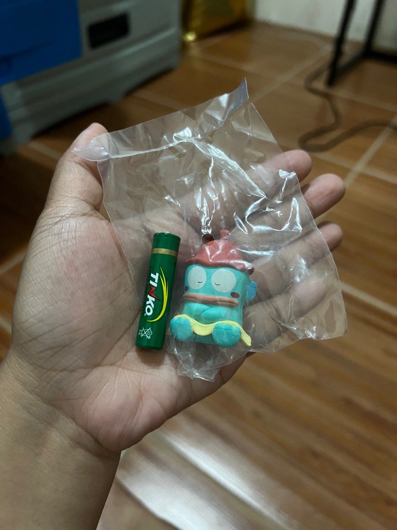 Sanrio Hangyodon - Gashapon Sauna (Category: Designer & Blind Box Toys) located in Manila. Submitted by jovalbarez (Listing ID 1412980658, Image 2). Description: Sealed, no capsule included since I always return it at the store. AAA battery is for size reference only. RFS: duplicate Buyer to shoulder delivery fee (Loc: Makati / Pasig). .