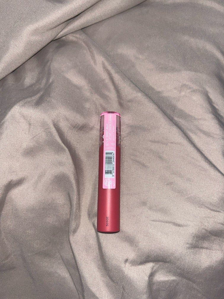 Sephora Totally Juicy Lip Tint (Category: Makeup) located in Manila. Submitted by mentalswaggerrrr (Listing ID 1412954837, Image 2). Description: .