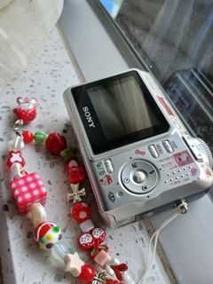 （分類：）位於 。 由 0huc0 提交（商品編號 1412863242，圖片 1）。簡介： 。