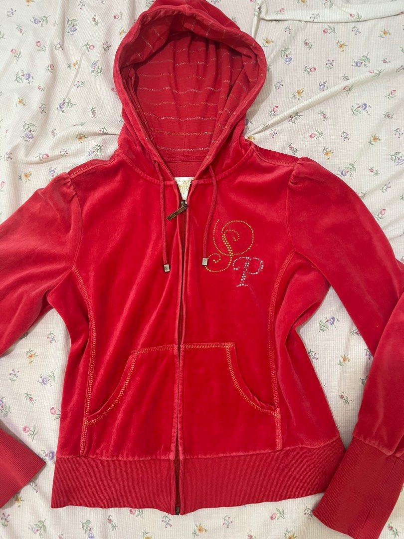 South Pole beautiful red 2000s velvet jacket (Category: Coats, Jackets and Outerwear) located in Subic. Submitted by p0rcelain (Listing ID 1412991813, Image 2). Description: Sizing🪽 Outer Shoulder length 62 cm Inner shoulder length 42cm Jacket length without the hood 54 cm Width 41cm XS - S Quality is superb Zipper is working perfectly flaw can be seen in the hood area Comfortable and soft to wear Juicy couture dupe Almost didn’t want to sell th