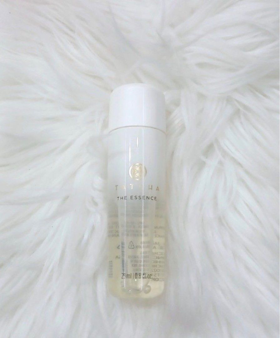 TATCHA THE ESSENCE PLUMPING SKIN TREATMENT (Category: Face Care) located in San Juan City. Submitted by cashfrancefashioncosmetics_ph (Listing ID 1412973818, Image 1). Description: TATCHA THE ESSENCE PLUMPING SKIN TREATMENT 25ml No box.