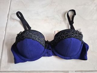 (Category: ) located in . Submitted by cocohy (Listing ID 1412905942, Image 1). Description: .