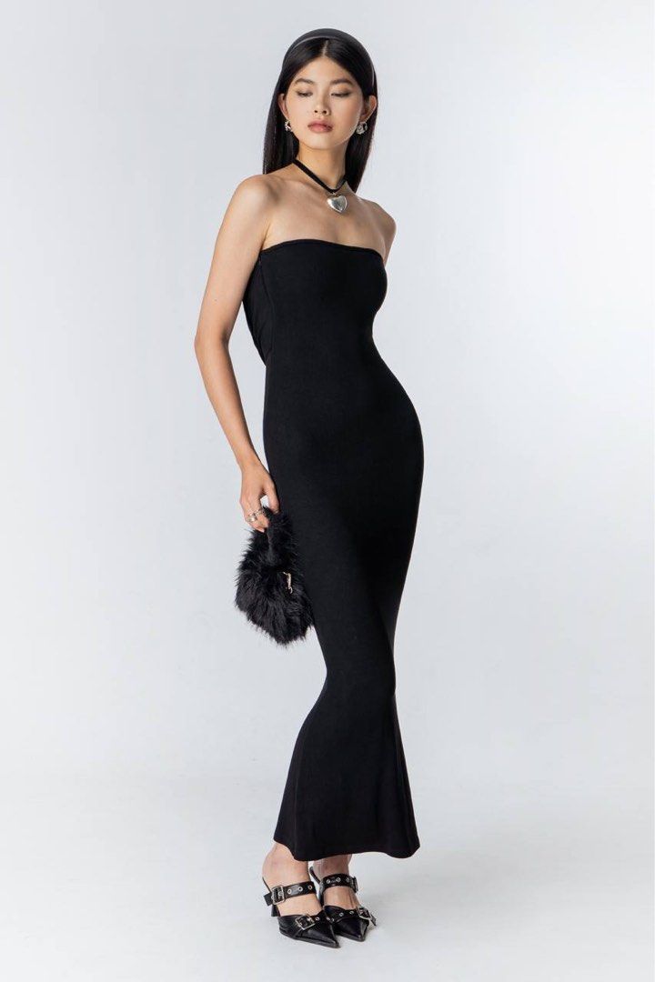 WTS BNWT Young Hungry Free YHF Thrist quencher dress in Black & Dark Grey, Size XS @ $40 each (Category: Dresses) located in Singapore. Submitted by mimiriku (Listing ID 1412964556, Image 1). Description: WTS BNWT YHF Thrist quencher dress in Black & Dark Grey, Size XS @ $40 each Have 2 cols avail! ✅ Black ✅ Dark Grey Tracked mail: +$3 , will send mail proof + tracking number .