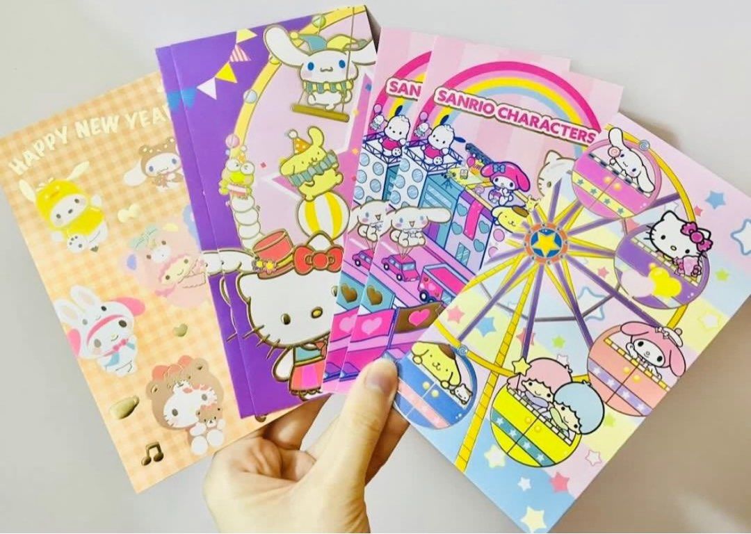 現貨🧧燙金禮封 ( 6 個) 正版 SANRIO CHARACTERS NEW YEAR CELEBRATION PARTY RED POCKETS PACK HELLO KITTY /LITTLE TWINS STARS / MY MELODY GREETING GIFT 吉蒂貓 雙子星 大口仔 玉桂狗 布甸狗 布丁狗 卡通公仔角色 立體 燙金 祝福 拜年 送禮 結婚 利是封 紅包 （分類：文具及工藝 - 畫作及印刷品）位於 Hong Kong。 由 swroom 提交（商品編號 1414689822，圖片 1）。簡介： 🧧$50 ( 6 個 ) ，全新 🎁節日銷情迅速請早訂購，售完即止‼️ 🛍更多卡通精品玩具FOLLOW US ： carousell.com/swroom 📥INBOX 購買請提供以下資料 ： ▫️付款方式 : PAYME / FPS / ALIPAYHK ▫️郵寄方式： 📮 $5 up 本地平郵 ( 一般情況 2-3 工作天寄出 ) 📦 SF順豐到付 