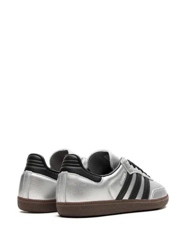 ADIDAS Samba OG - Silver metallic (Category: Sneakers) located in Bayambang. Submitted by elle.declutter (Listing ID 1414808104, Image 3). Description: .
