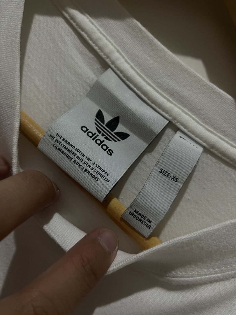 Adidas Tshirt (Category: Activewear) located in San Fernando. Submitted by work4it (Listing ID 1414769878, Image 3). Description: Adidas (Tshirt) Dimes:18x25 Color Rate-:9/10 Issue:None Condition: Excellent Needs wash.
