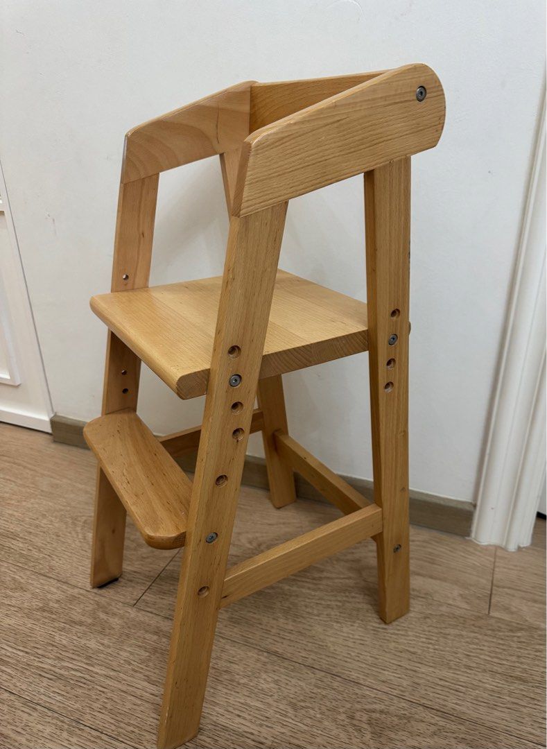 Adjustable Wooden Baby High Chair (Category: Kids' Tables & Chairs) located in Singapore. Submitted by tiramisu33 (Listing ID 1414722686, Image 1). Description: Free delivery to your downstairs included.